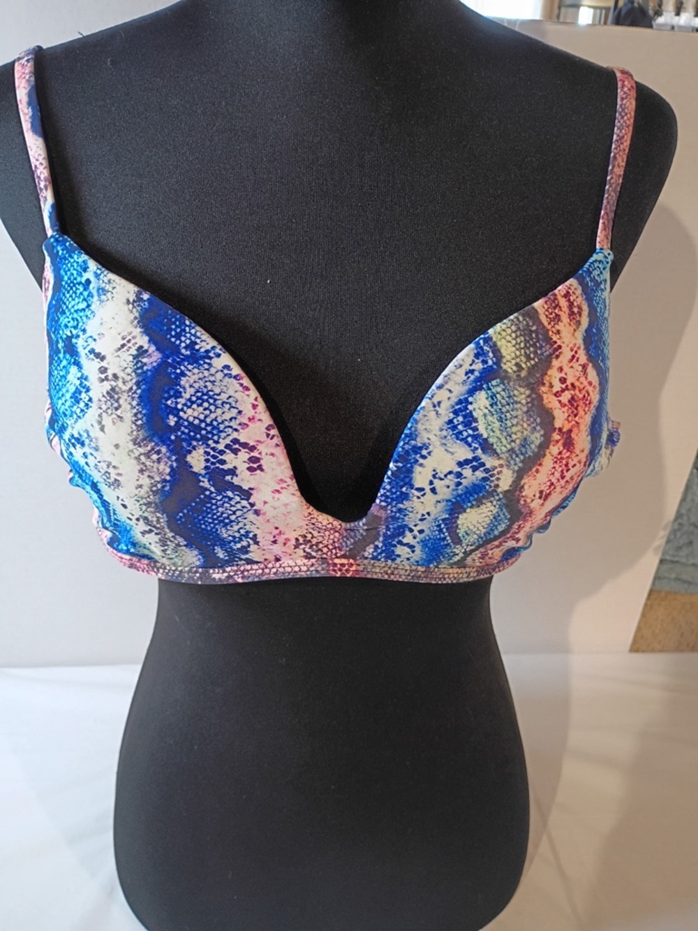 No Boundaries Snake-Print Push-Up Bra in Blue, Pink & Cream